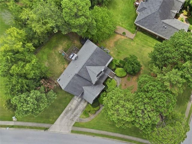 843 Bentwater Drive, Acworth, GA 30101