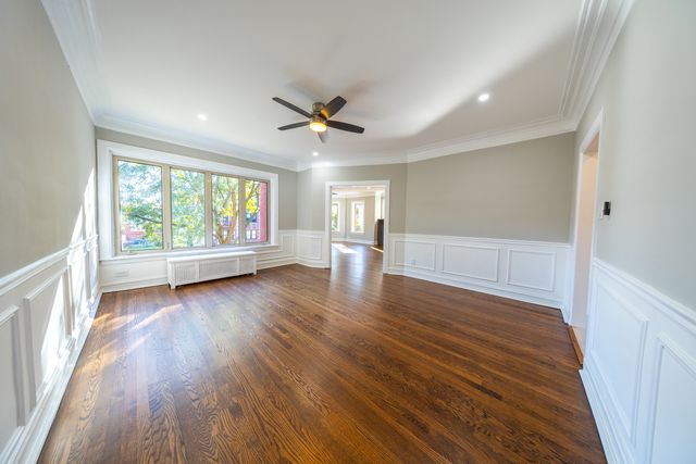 6846 S Paxton Avenue 2, Chicago, IL 60649