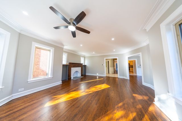 6846 S Paxton Avenue 2, Chicago, IL 60649