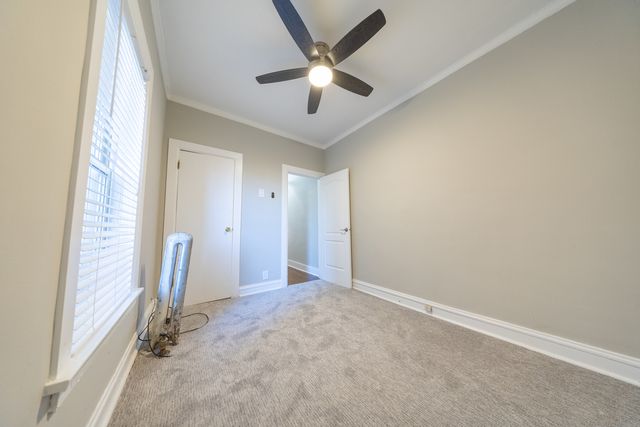 6846 S Paxton Avenue 2, Chicago, IL 60649