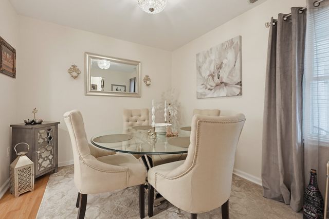 389 Neponset St D, Norwood, MA 02062