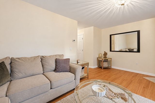 389 Neponset St D, Norwood, MA 02062