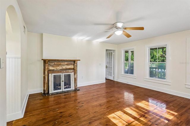 1190 OLD MOUNT DORA ROAD, Eustis, FL 32726