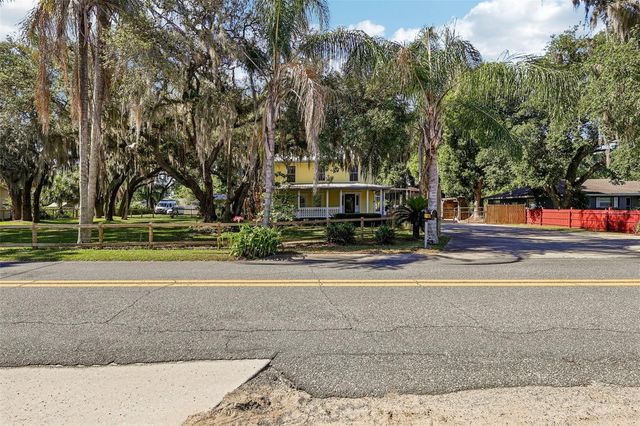1190 OLD MOUNT DORA ROAD, Eustis, FL 32726