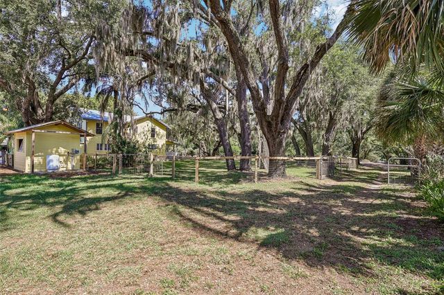 1190 OLD MOUNT DORA ROAD, Eustis, FL 32726