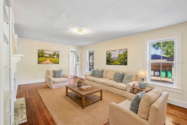 1190 OLD MOUNT DORA ROAD, Eustis, FL 32726