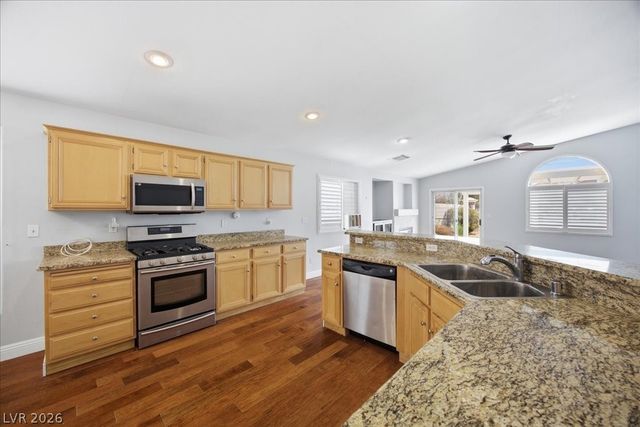 1476 Dragon Rock Drive, Henderson, NV 89052