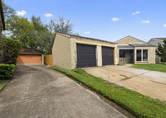 12306 Fairmeadow Drive, Houston, TX 77071