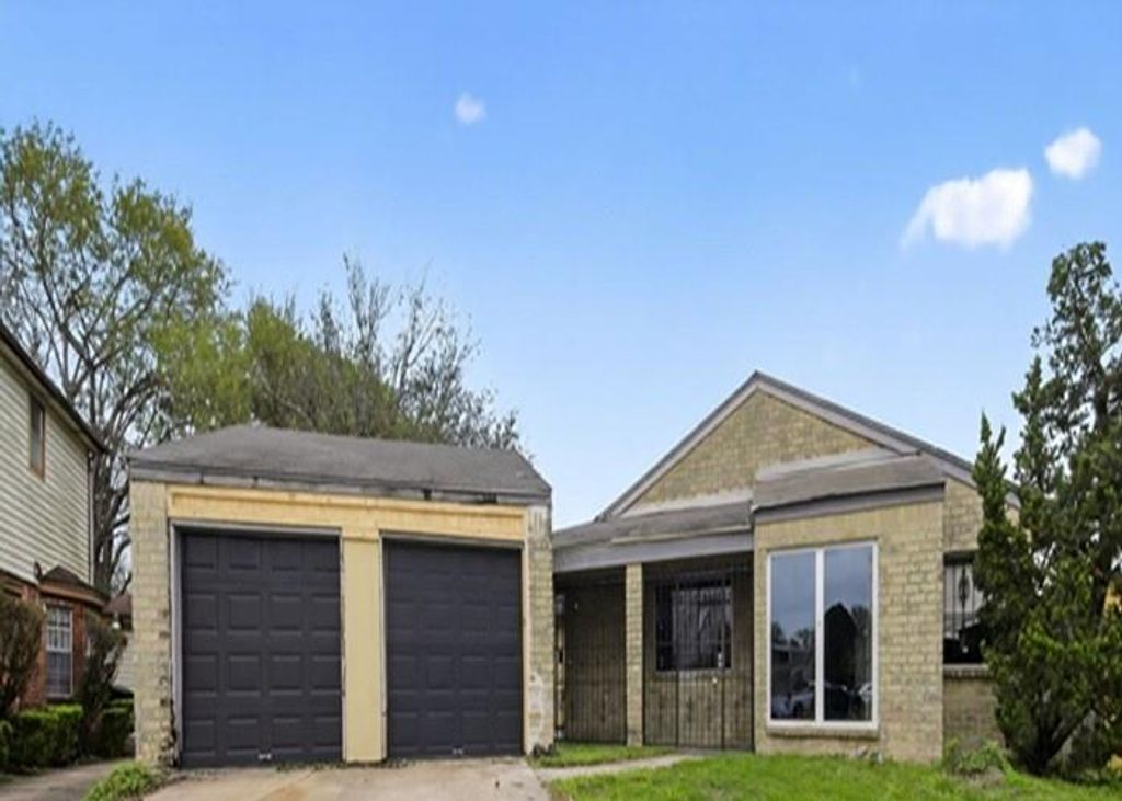 12306 Fairmeadow Drive, Houston, TX 77071