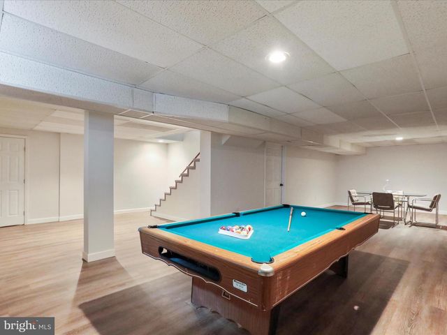 11025 EASTWOOD DR, Hagerstown, MD 21742