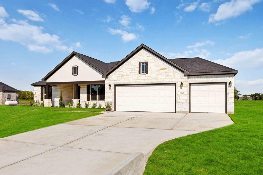 6702 Pelican Lane, Beasley, TX 77417