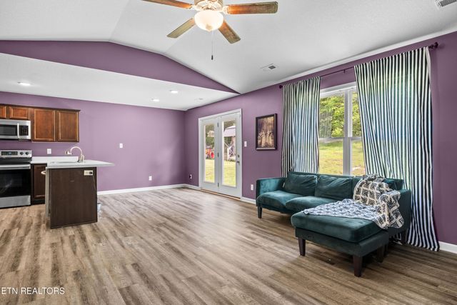 350 Hartfield Lane, Loudon, TN 37774