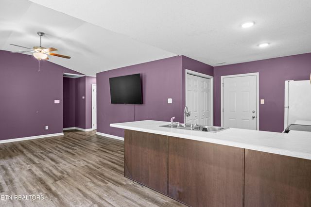 350 Hartfield Lane, Loudon, TN 37774