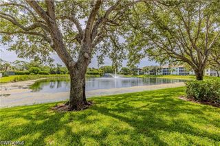 9600 Victoria LN 108, Naples, FL 34109