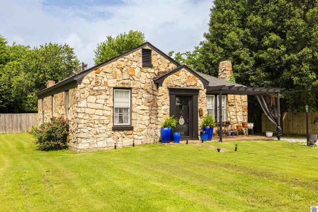 1205 Wilford Street, Mayfield, KY 42066