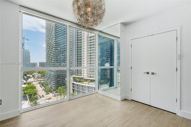1080 SW Brickell Ave 1401, Miami, FL 33131
