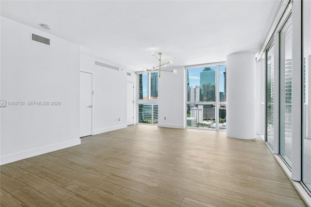 1080 SW Brickell Ave 1401, Miami, FL 33131