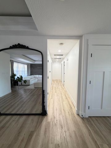 2352 S Valley View Lane, Springfield, MO 65809