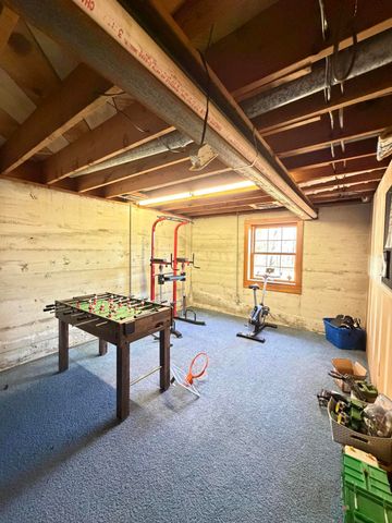 2352 S Valley View Lane, Springfield, MO 65809