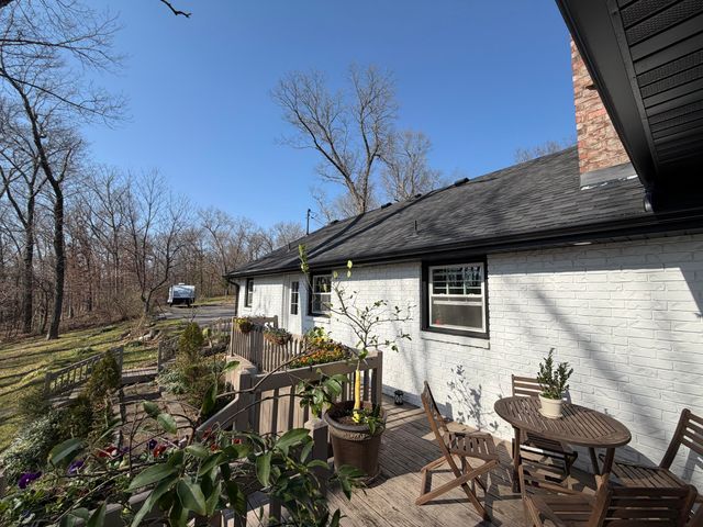 2352 S Valley View Lane, Springfield, MO 65809