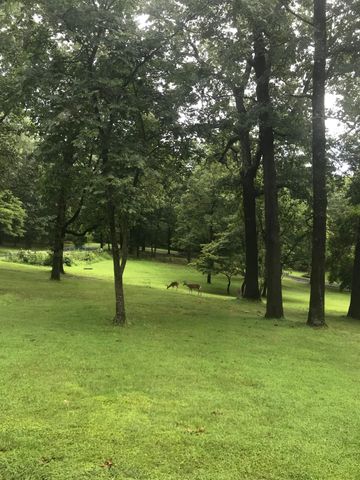 2352 S Valley View Lane, Springfield, MO 65809