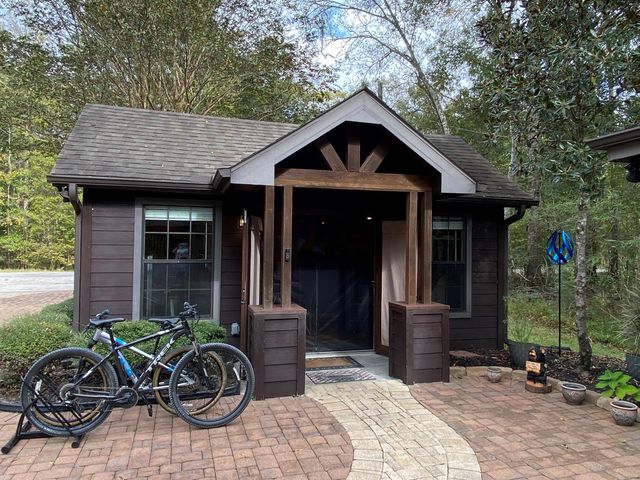 201 Davis Hill, Cleveland, TX 77327