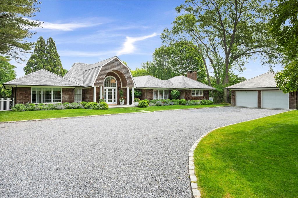 16 Amys Lane, East Hampton, NY 11937