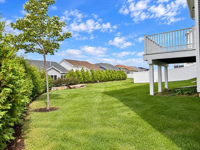 27 Leo Lane, South Burlington, VT 05403