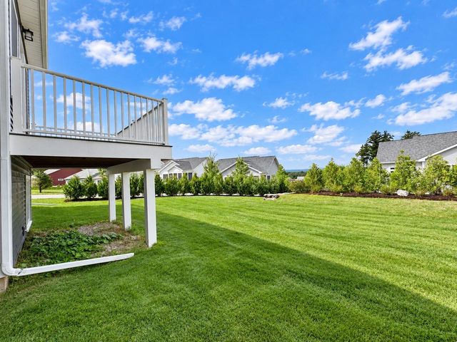 27 Leo Lane, South Burlington, VT 05403