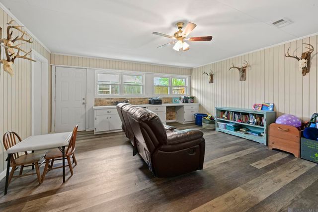 5638 Cypress St, St Francisville, LA 70775