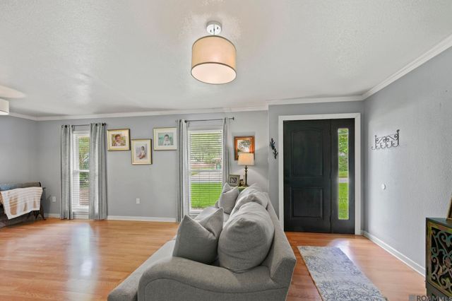 5638 Cypress St, St Francisville, LA 70775