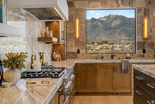 11557 S MAYS CT, South Jordan, UT 84095