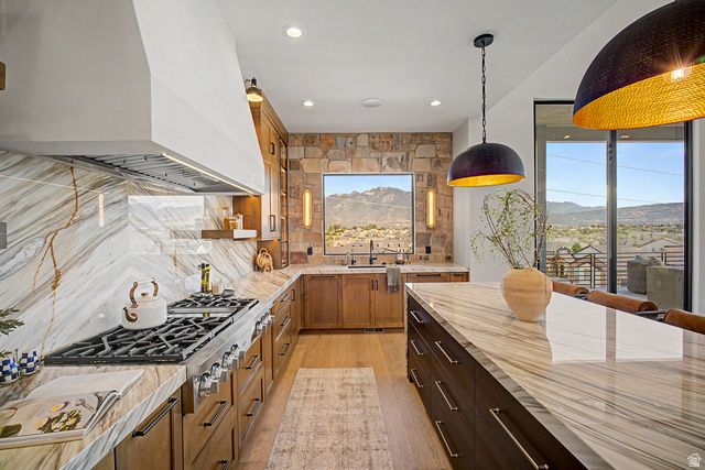 11557 S MAYS CT, South Jordan, UT 84095