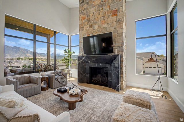 11557 S MAYS CT, South Jordan, UT 84095