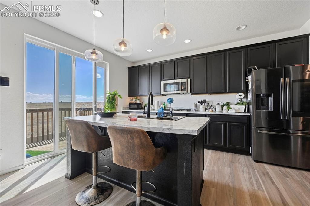 Image 8 of property listing at 8177 Buffalo Horn Drive, Colorado Springs, CO 80925