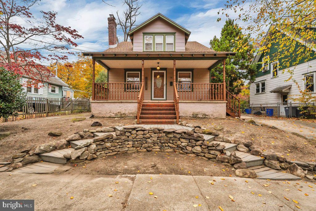 70 CRESCENT AVE, Woodbury, NJ 08096