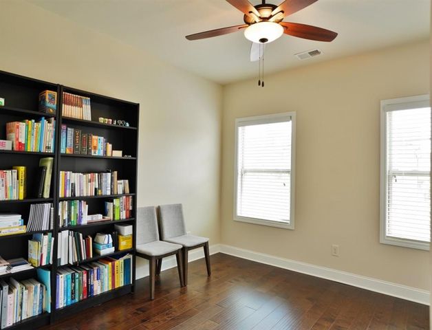 6534 Marlowe Gren Way, Suwanee, GA 30024