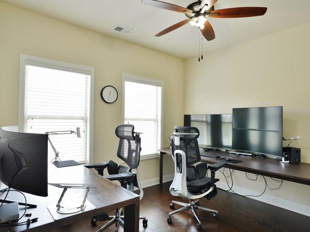6534 Marlowe Gren Way, Suwanee, GA 30024