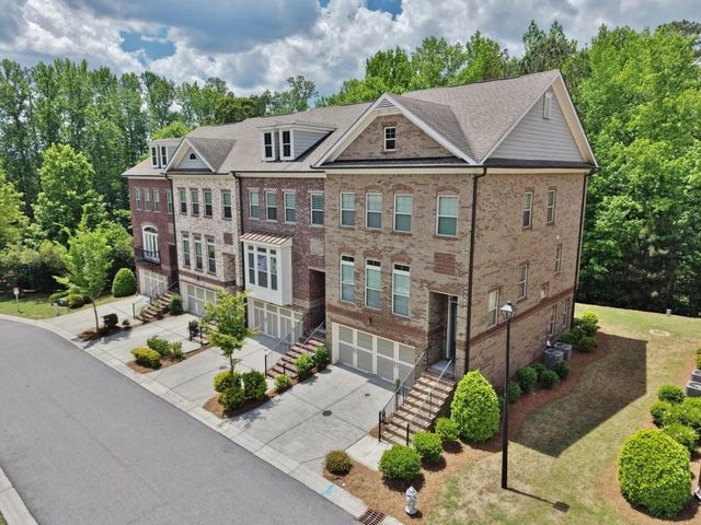 6534 Marlowe Gren Way, Suwanee, GA 30024