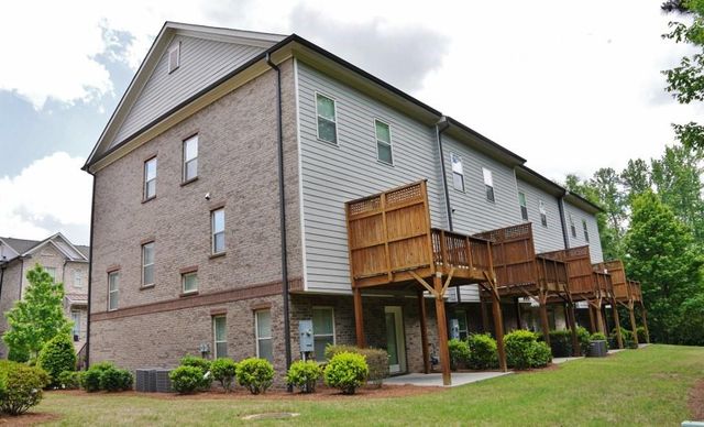 6534 Marlowe Gren Way, Suwanee, GA 30024