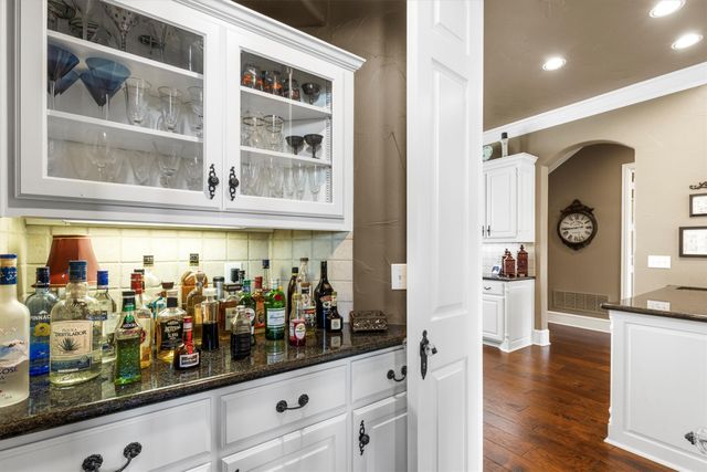 539 Ridge Point Drive, Heath, TX 75126