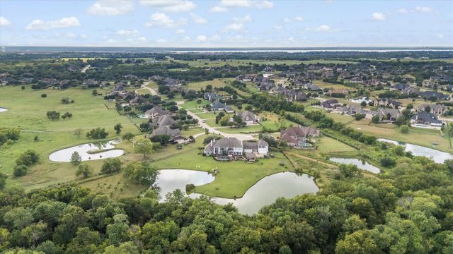 539 Ridge Point Drive, Heath, TX 75126