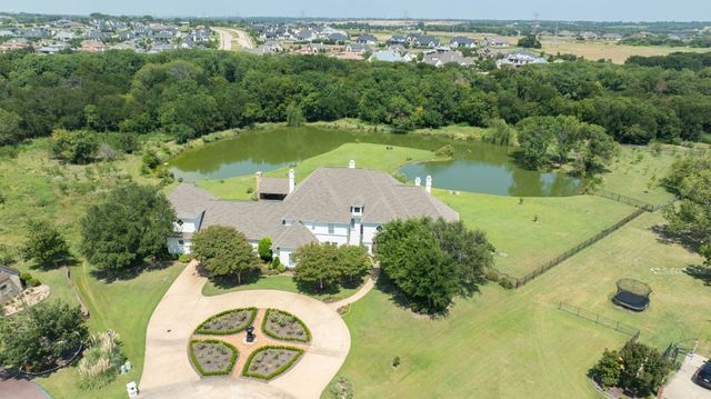 539 Ridge Point Drive, Heath, TX 75126