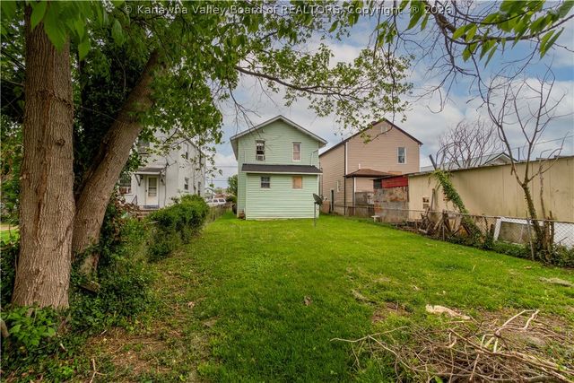 311 18th Street, Dunbar, WV 25064