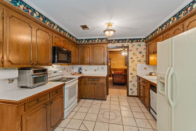 1212 Marie St., Hattiesburg, MS 39402