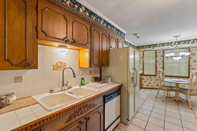 1212 Marie St., Hattiesburg, MS 39402