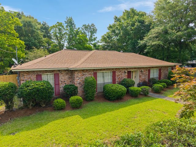1212 Marie St., Hattiesburg, MS 39402