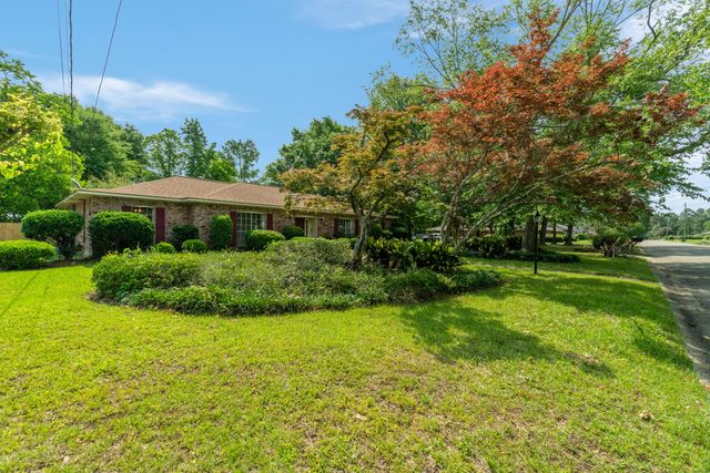 1212 Marie St., Hattiesburg, MS 39402