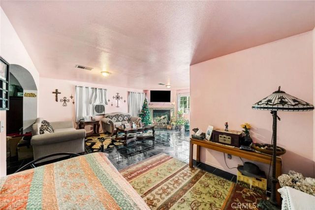 1584 E Davidson Street, San Bernardino, CA 92408