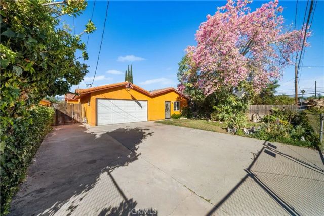 1584 E Davidson Street, San Bernardino, CA 92408